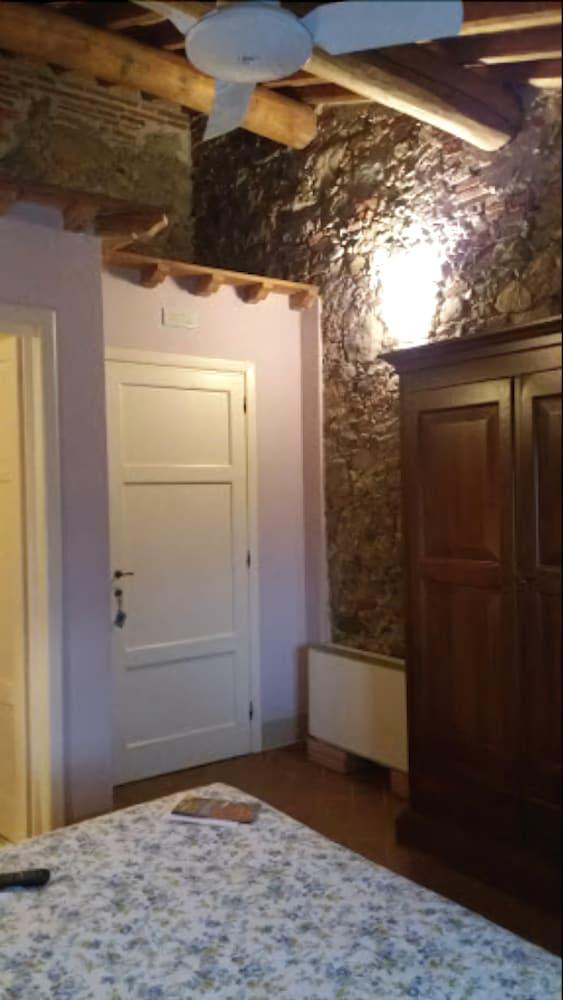 Agriturismo Al Podere Di Rosa Лукка Экстерьер фото