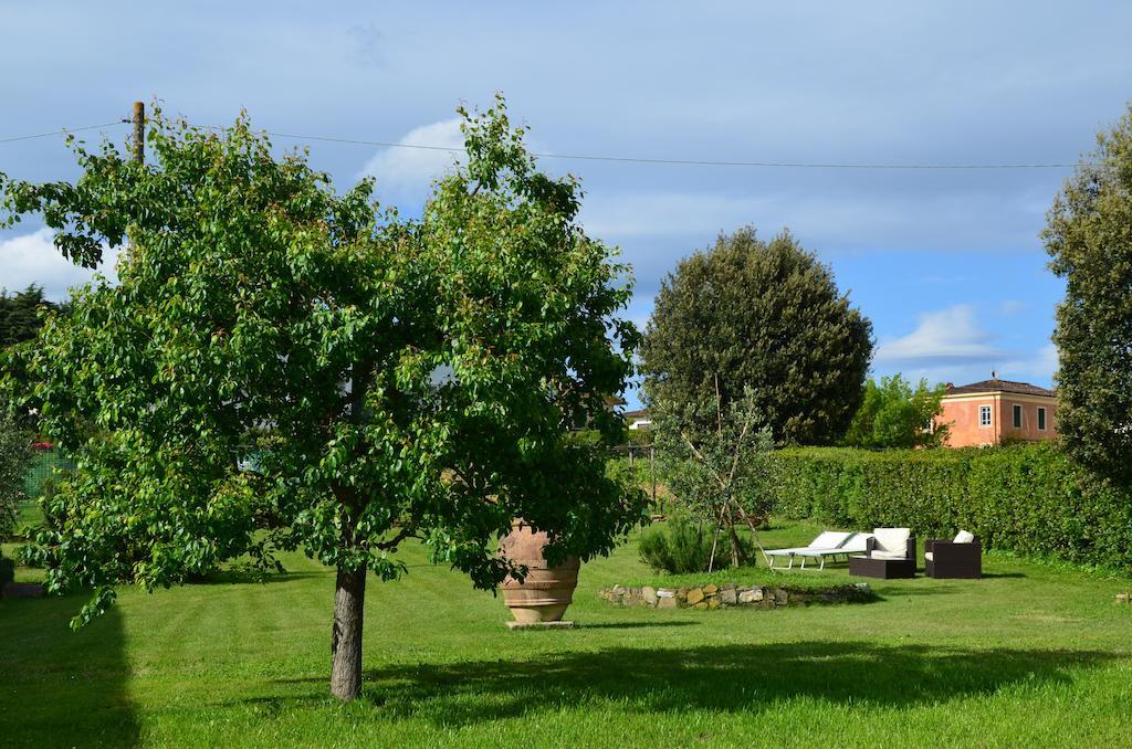Agriturismo Al Podere Di Rosa Лукка Экстерьер фото