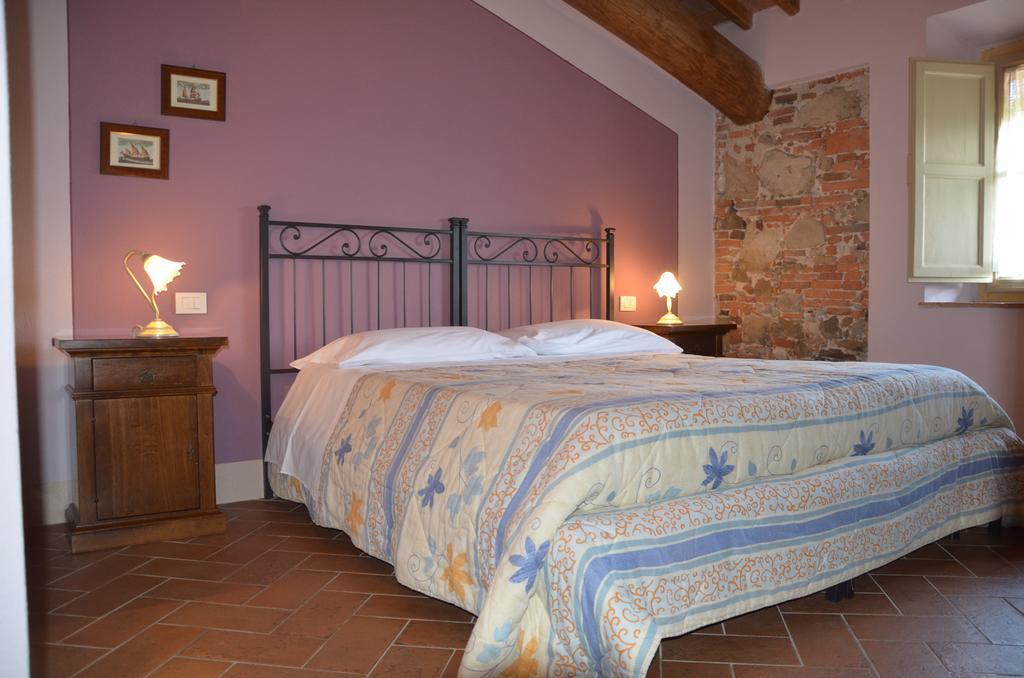 Agriturismo Al Podere Di Rosa Лукка Экстерьер фото